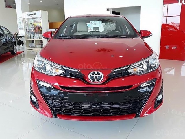 Bán ô tô Toyota Yaris 1.5 đời 2019, màu đỏ, xe nhập