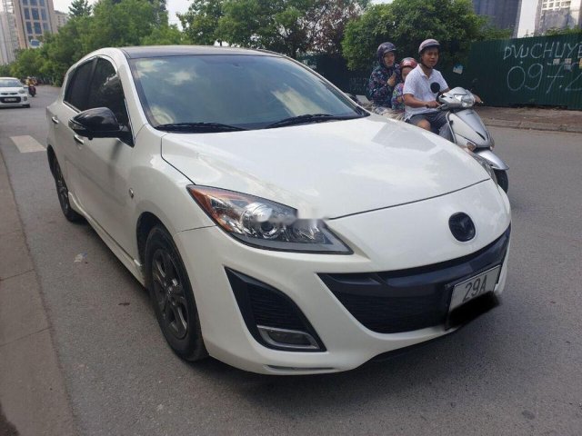 Cần bán xe Mazda 3 đời 2010, màu trắng, nhập khẩu nguyên chiếc0