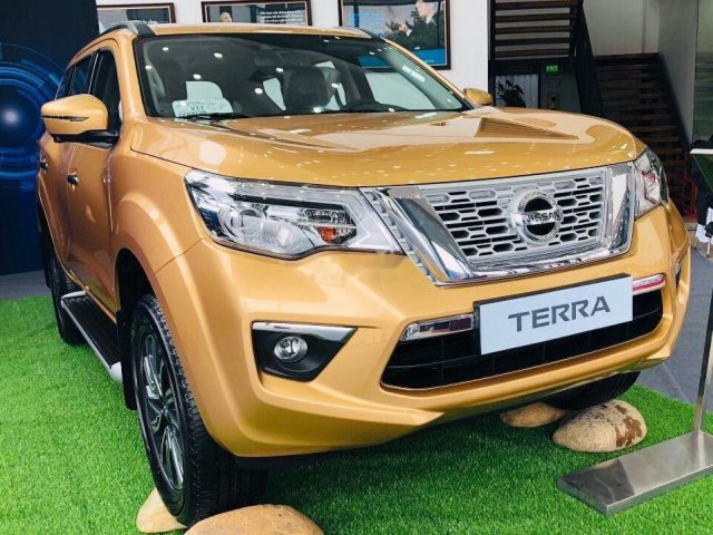 Bán Nissan X Terra năm 2019, màu vàng, xe nhập0