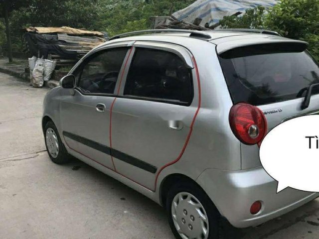 Cần bán xe Chevrolet Spark năm sản xuất 2010, màu bạc, xe nhập chính chủ0