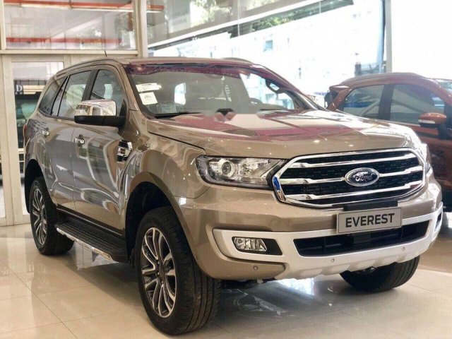 Bán xe Ford Everest Ambiente MT sản xuất năm 2019, xe nhập, giao nhanh0