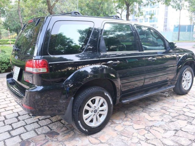 Bán Ford Escape 2009, màu đen, xe gia đình