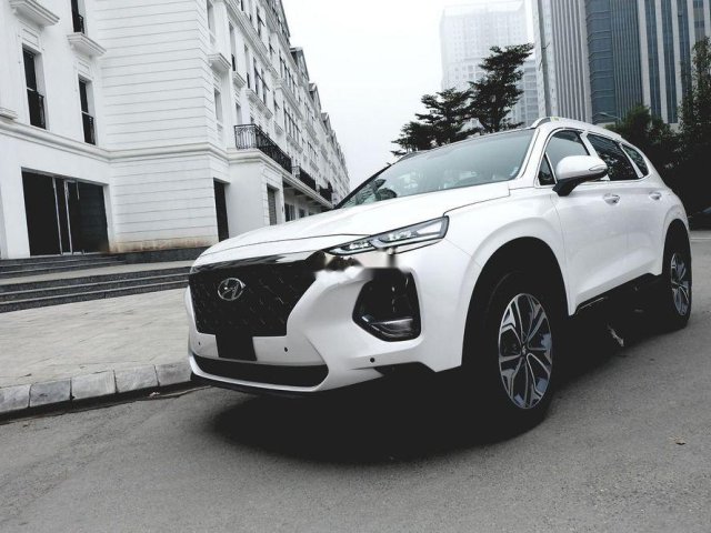 Cần bán Hyundai Santa Fe đời 2019, màu trắng0