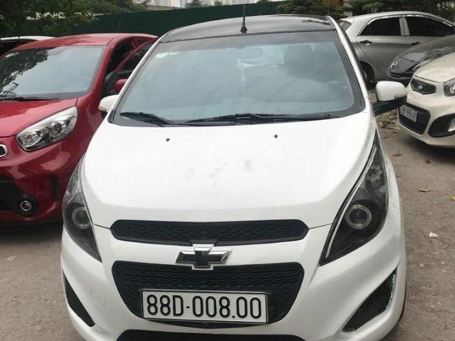 Cần bán Chevrolet Spark năm 2013, màu trắng, xe nhập0