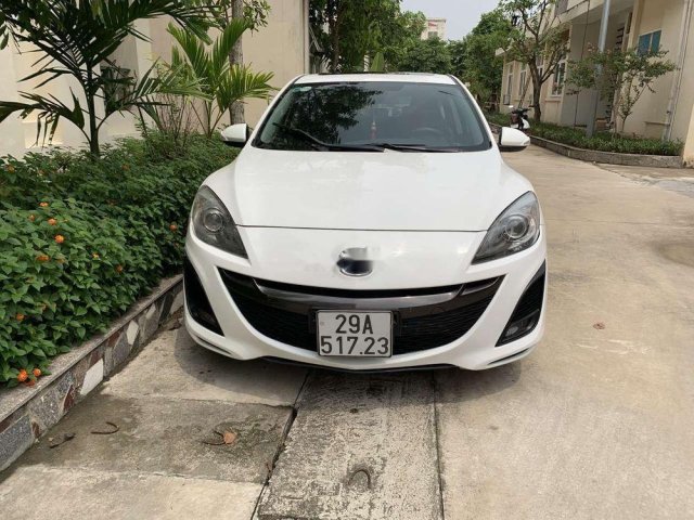 Bán Mazda 3 đời 2010, màu trắng, nhập khẩu  0