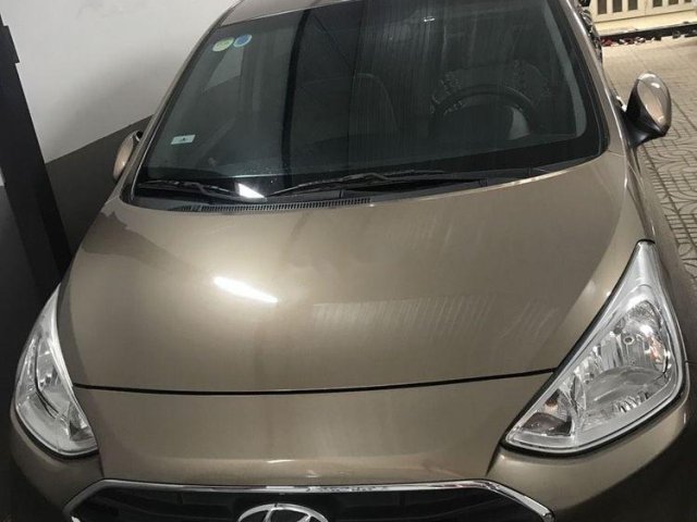 Bán Hyundai Grand i10 2018, màu vàng  0