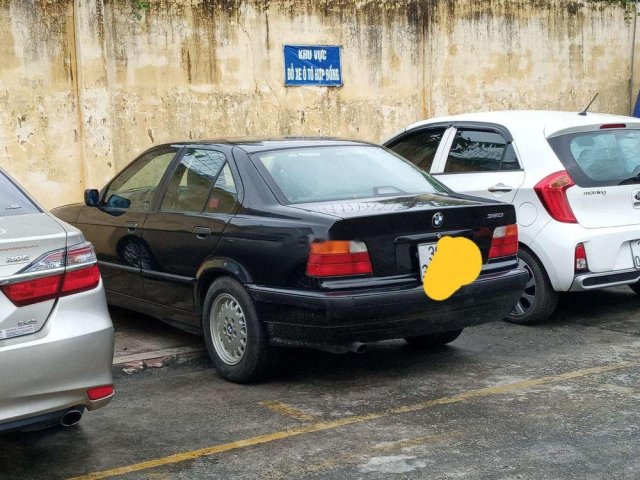 Bán BMW 320 1997, màu đen, xe nhập  