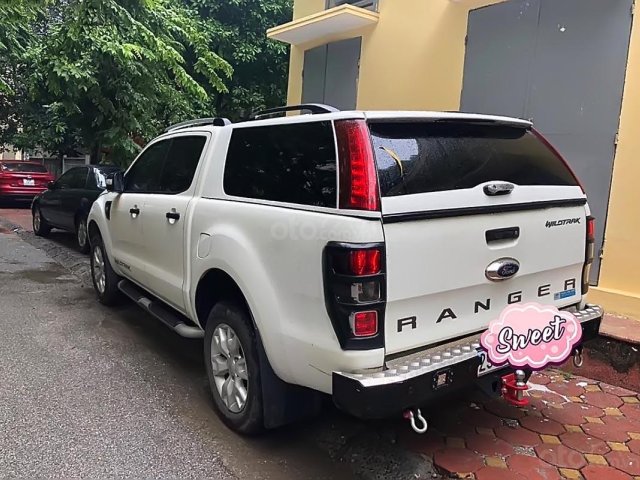 Bán xe Ford Ranger Wildtrak 3.2L 4x4 AT năm 2015, màu trắng, xe nhập, giá chỉ 680 triệu