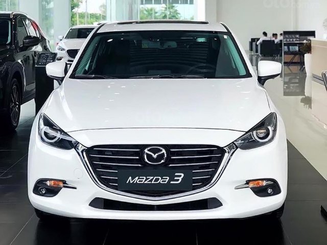 Bán Mazda 3 1.5L Luxury sản xuất 2019, màu trắng0