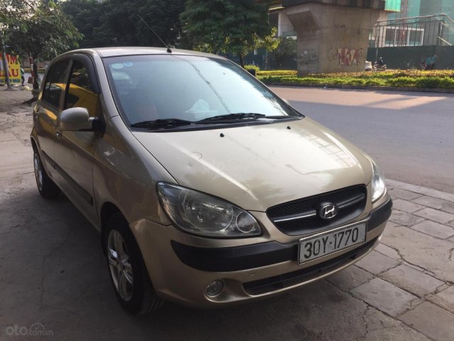 Cần bán xe Hyundai Getz 1.1MT năm sản xuất 2010, màu vàng, nhập khẩu 0