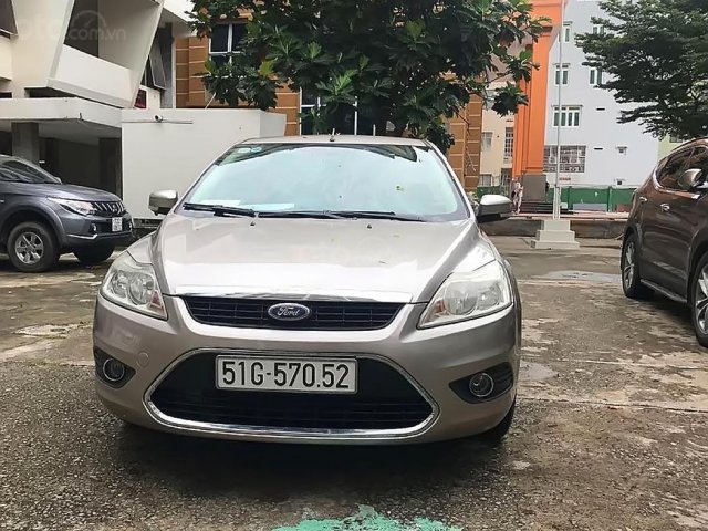 Bán ô tô Ford Focus 1.8 MT đời 2009, màu bạc  