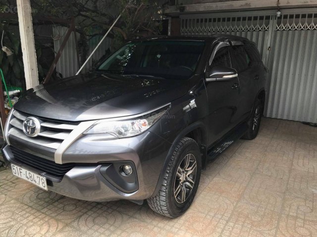 Cần bán Toyota Fortuner G đời 2017, màu xám (ghi), nhập khẩu nguyên chiếc0