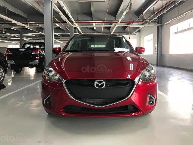 Bán Mazda 2 Delu sản xuất năm 2019, màu đỏ, xe nhập