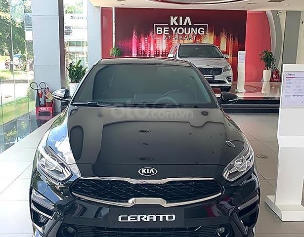 Cần bán xe Kia Cerato 1.6 AT Delu 2019, màu xám, 620 triệu0