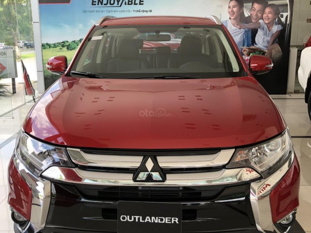 Bán Mitsubishi Outlander 2.0 CVT đời 2019, màu đỏ, giá cực cạnh tranh trong tháng 9