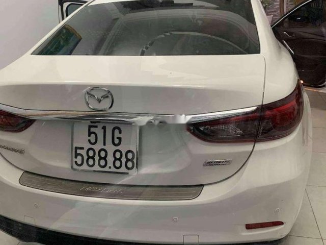 Bán Mazda 6 đời 2018, màu trắng0