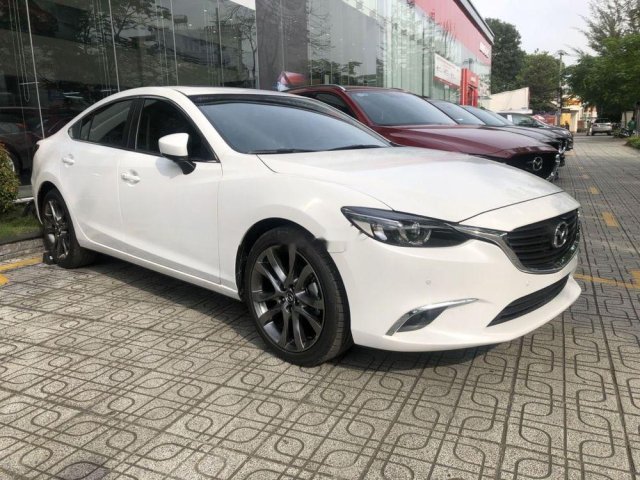 Bán xe Mazda 6 năm sản xuất 2019, mới 100%