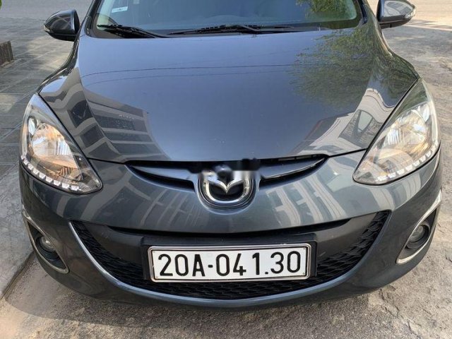 Chính chủ bán Mazda 2 năm sản xuất 2012, màu xanh lam, giá chỉ 335 triệu