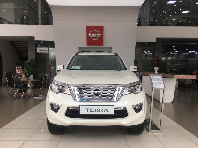 Xe Nissan Terra V 2.5 AT 4WD 2019, xe nhập0