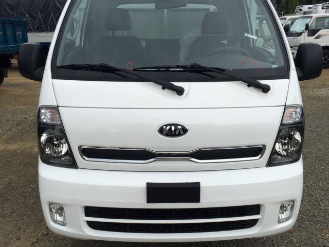 Cần bán xe Kia K200 đời 2019, màu trắng liên hệ 09891253070