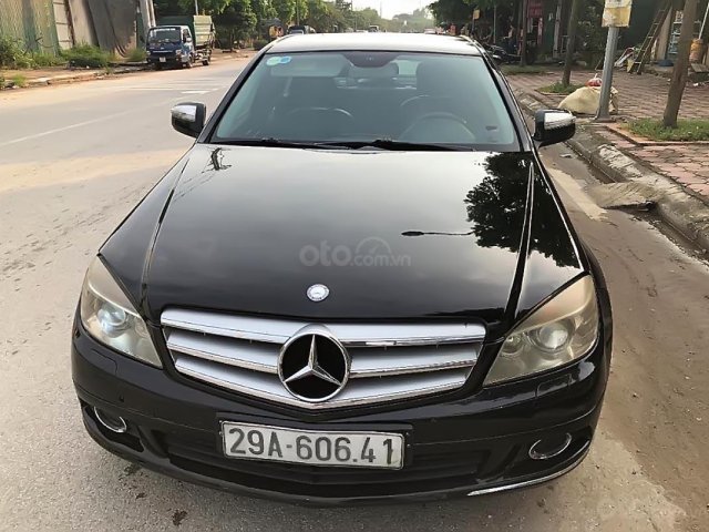 Cần bán gấp Mercedes C200 Avantgarde năm sản xuất 2008, màu đen 