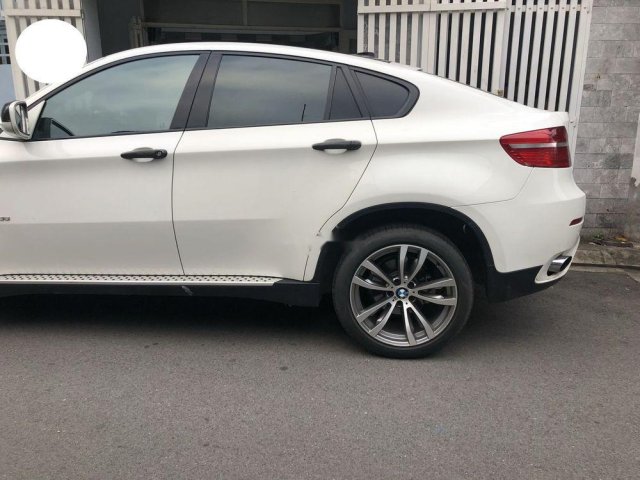 Cần bán lại xe BMW X6 sản xuất năm 2008, màu trắng, nhập khẩu0