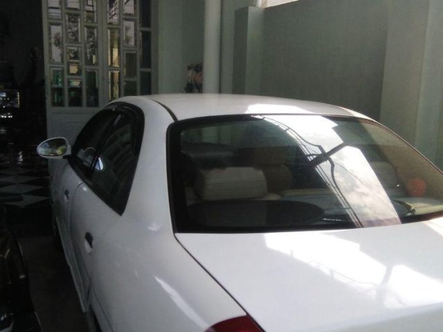 Bán xe Daewoo Nubira 2001, màu trắng, nhập khẩu nguyên chiếc giá cạnh tranh