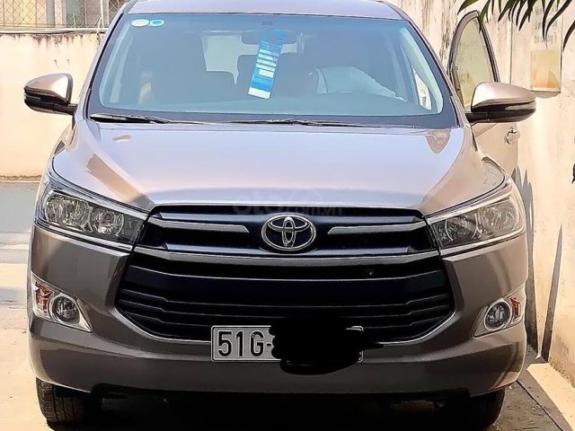 Cần bán lại xe Toyota Innova năm 2019, chính chủ0