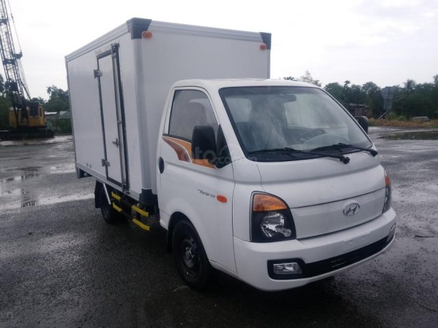 Bán Hyundai New Porter 150 tải trọng 1.450 kg, đời 2019, màu trắng, nhập khẩu, 385tr