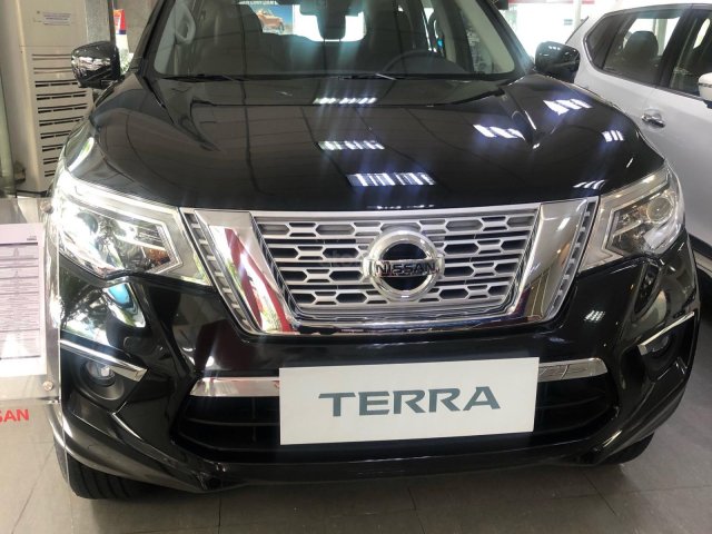 Nissan Terra V_AT 2029 CTKM khủng, xe có sẵn, hỗ trợ vay 85%, LH: 0909.914.9190