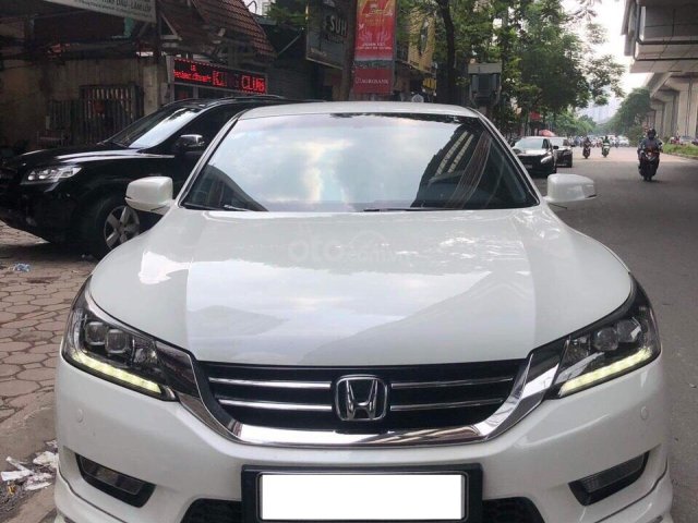 Honda Accord 2.4AT trắng sản xuất 2014 nhập khẩu Thái Lan, biển Hà Nội0