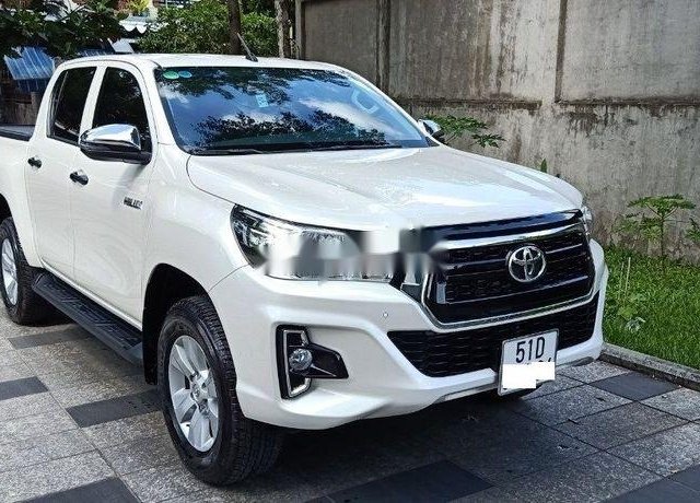 Bán Toyota Hilux 2.4E đời 2018, nhập khẩu, giá chỉ 646 triệu