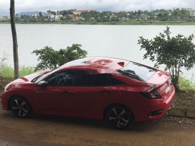 Bán Honda Civic 2017, màu đỏ, chính chủ0