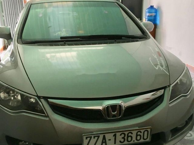 Cần bán Honda Civic đời 2010, màu bạc, giá 360tr0