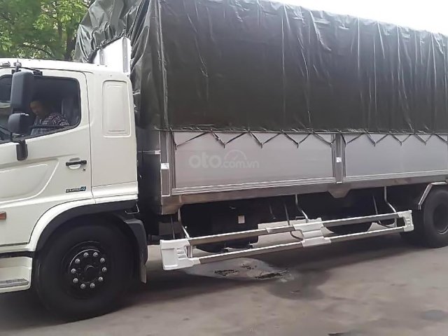 Bán Hino 500 Series FG8JT7A sản xuất năm 2018, màu trắng