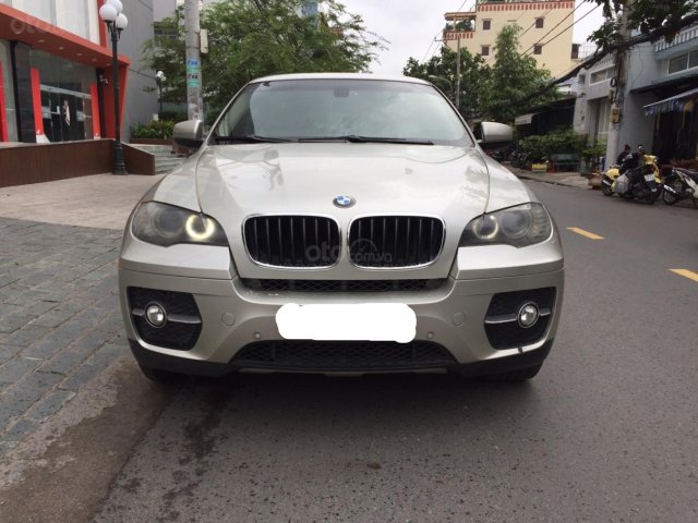 Xe BMW X6 sản xuất 2008, màu vàng cát