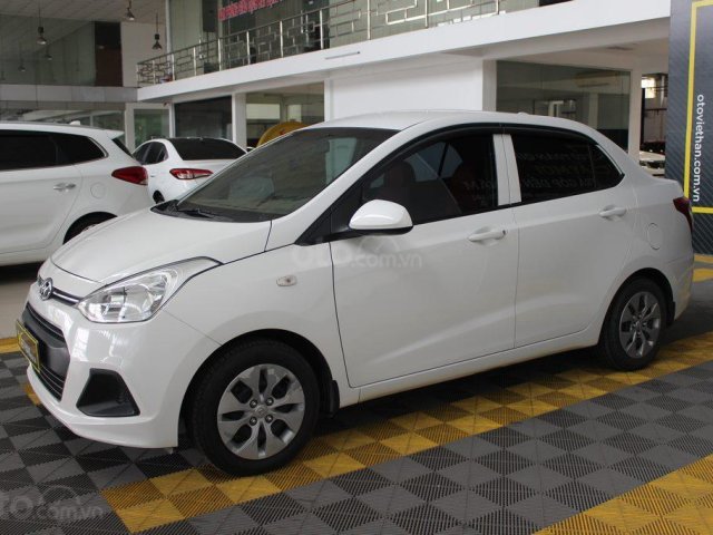 Hyundai Grand i10 Base 1.2MT 2017, trả góp