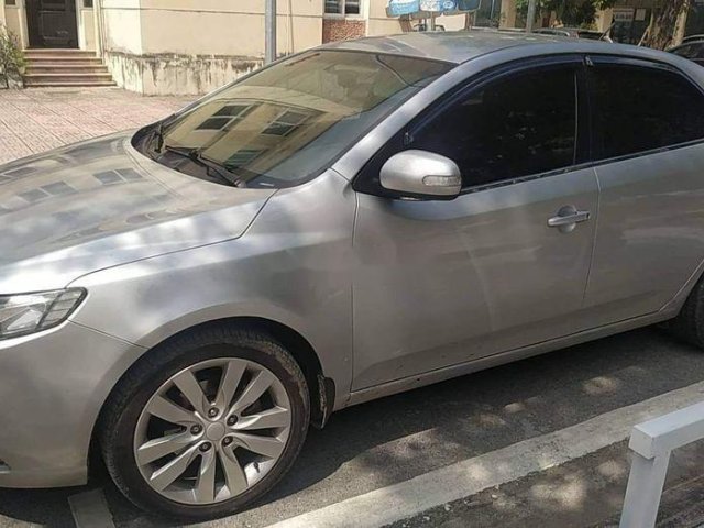 Bán Kia Forte đời 2011, màu bạc