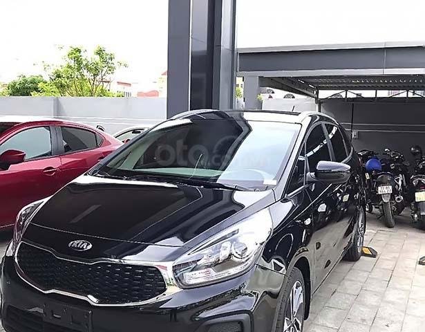 Cần bán Kia Rondo GMT sản xuất năm 2019, màu đen