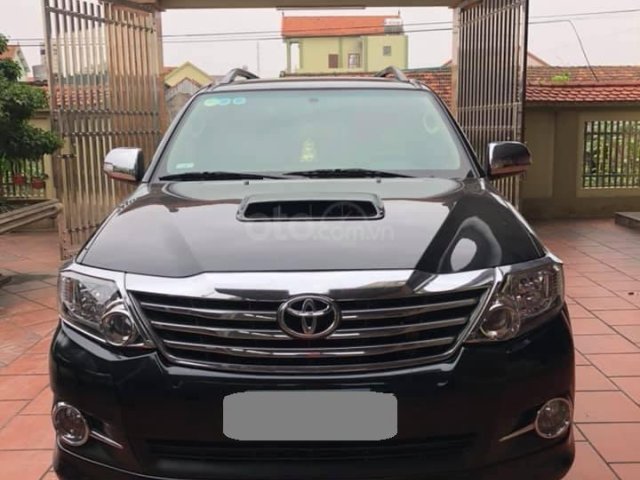 Bán Toyota Fortuner 2016 màu đen