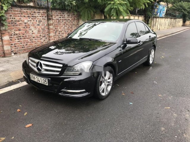 Gia đình bán Mercedes C200 đời 2011, màu đen0