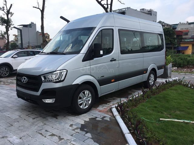 Hyundai Solati H350 2.5 MT 2019, giá 985 triệu, LH 0352330999