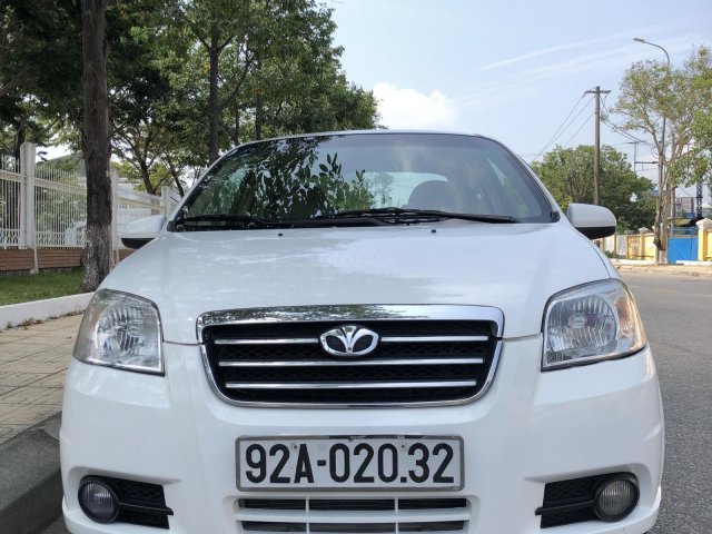 Cần bán Daewoo Gentra sản xuất 2008, màu trắng, xe gia đình. Giá 158 triệu đồng