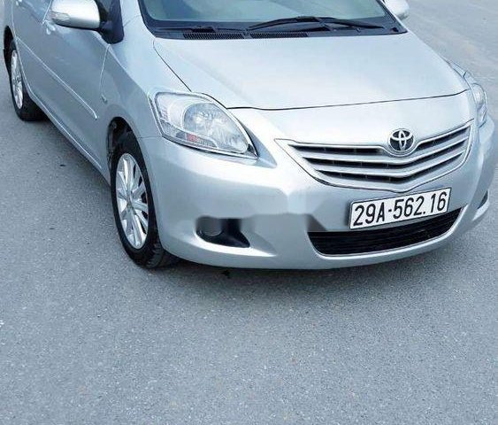 Bán Toyota Vios sản xuất năm 2012, màu bạc0