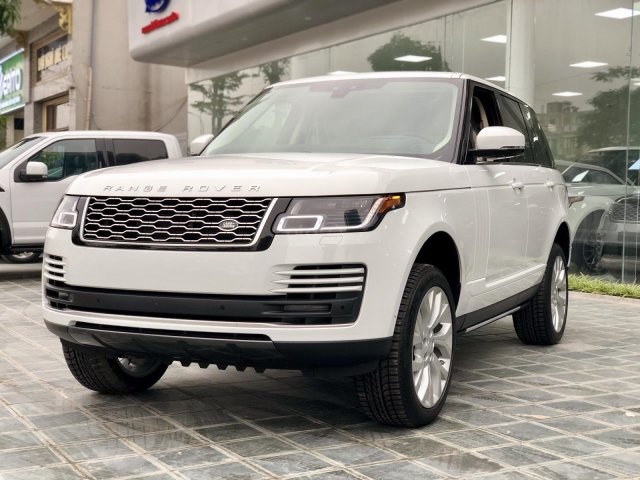 Bán LandRover Range Rover HSE 3.0 năm 2018, màu trắng, nhập khẩu, hỗ trợ ngân hàng 6 tỷ, call: 0914.868.198