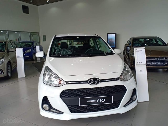 Hyundai Grand i10 giá tốt, nhiều khuyến mãi, quà tặng, hỗ trợ ngân hàng 80% giá xe