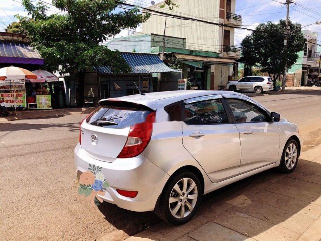 Bán Hyundai Accent 2015, màu bạc, nhập khẩu, xe rất đẹp0