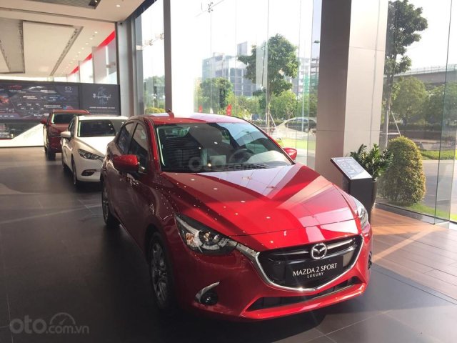 Bán xe Mazda 2 2019, màu đỏ, xe nhập nguyên chiếc, LH ngay E Oanh 036 722 98110