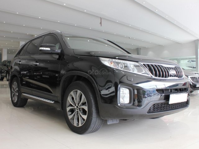 Bán xe Kia Sorento DATH 2.2AT SX 2017, máy dầu, màu đen, xe đẹp, giá TL