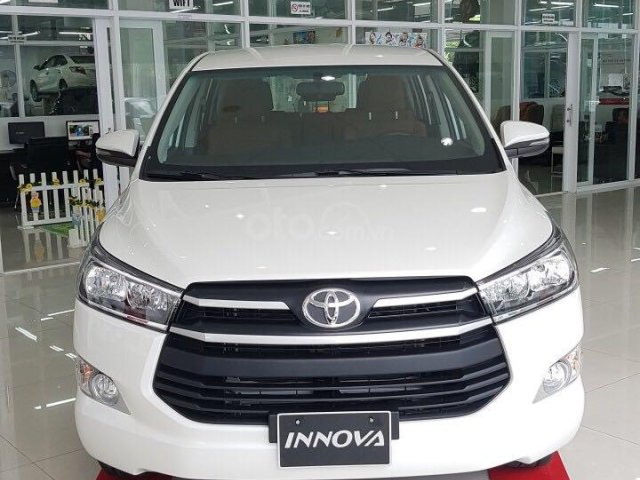 Bán Toyota Innova 2019, mới 100%0